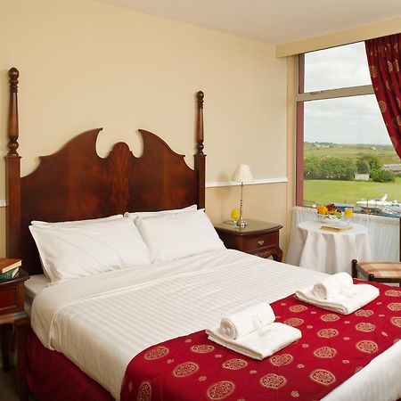 Logues Liscannor Hotel Екстер'єр фото