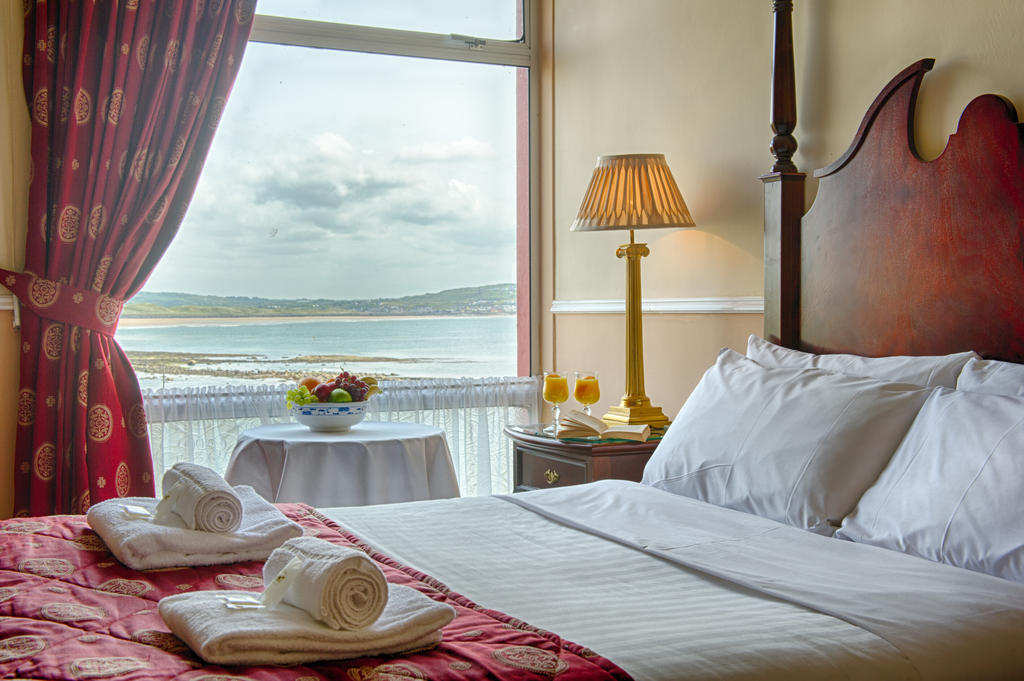 Logues Liscannor Hotel Екстер'єр фото