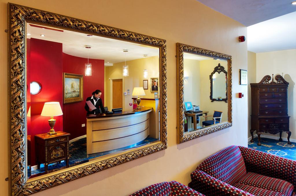 Logues Liscannor Hotel Екстер'єр фото