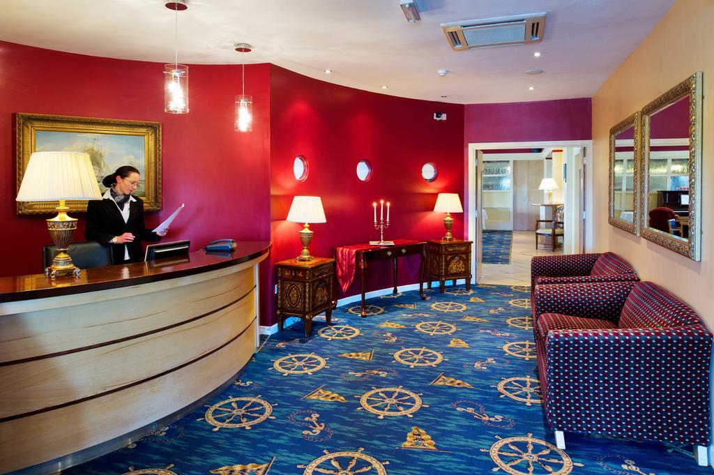 Logues Liscannor Hotel Екстер'єр фото